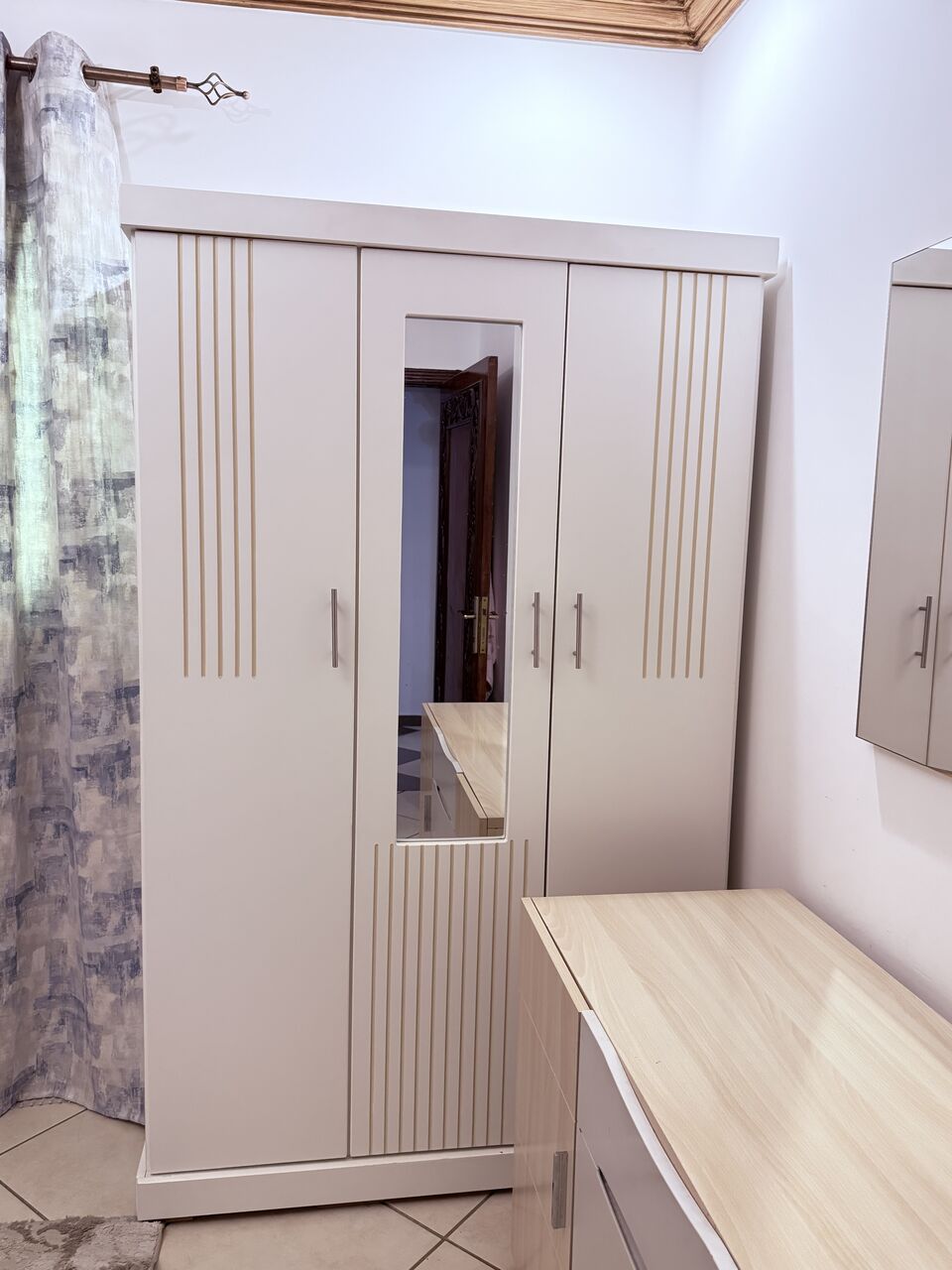 Al Badiyah, Furniture, SAR 400,  URGENT SALE &ndash; Spacious Cupboard