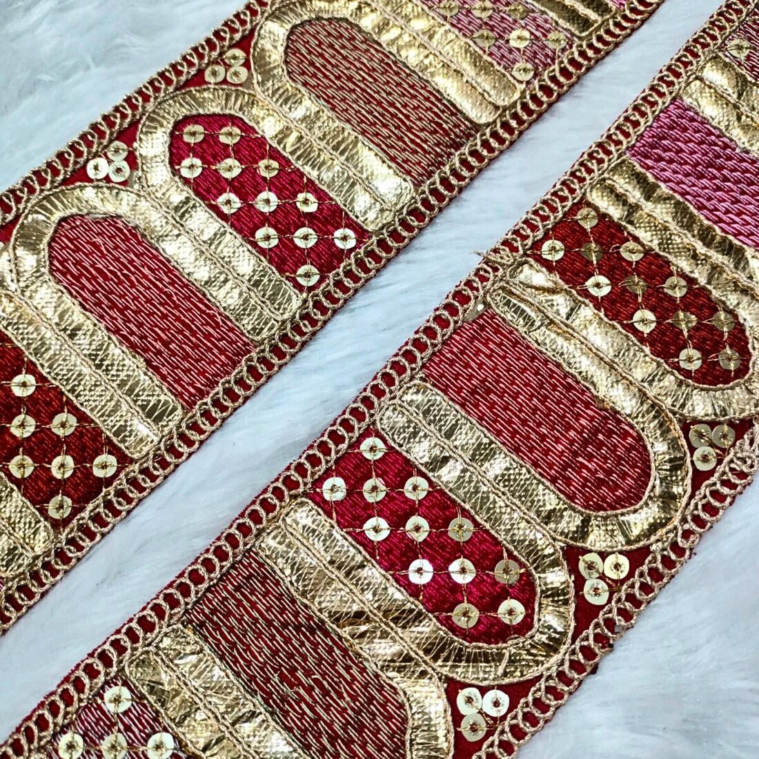 Mumbai, Clothing & Accessories, Stylish Saree Lace Online For Festive & Wedding Wear | Our Knots