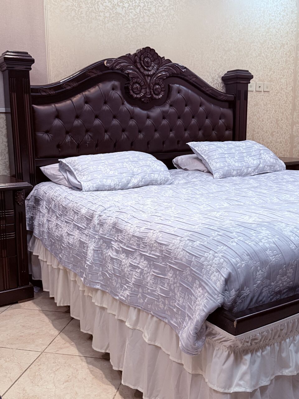 Al Badiyah, Furniture, SAR 1800,  Urgent Sale | Complete Bed Set