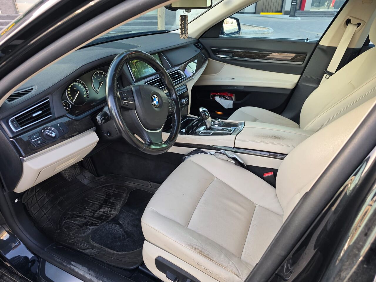 Riyadh, Vehicles, Cars & Trucks , SAR 54,  Bmw 750,  2013,  Automatic,  136000 KM,  Low Mileage, Original Body, In Good Condition, Used As Family Car