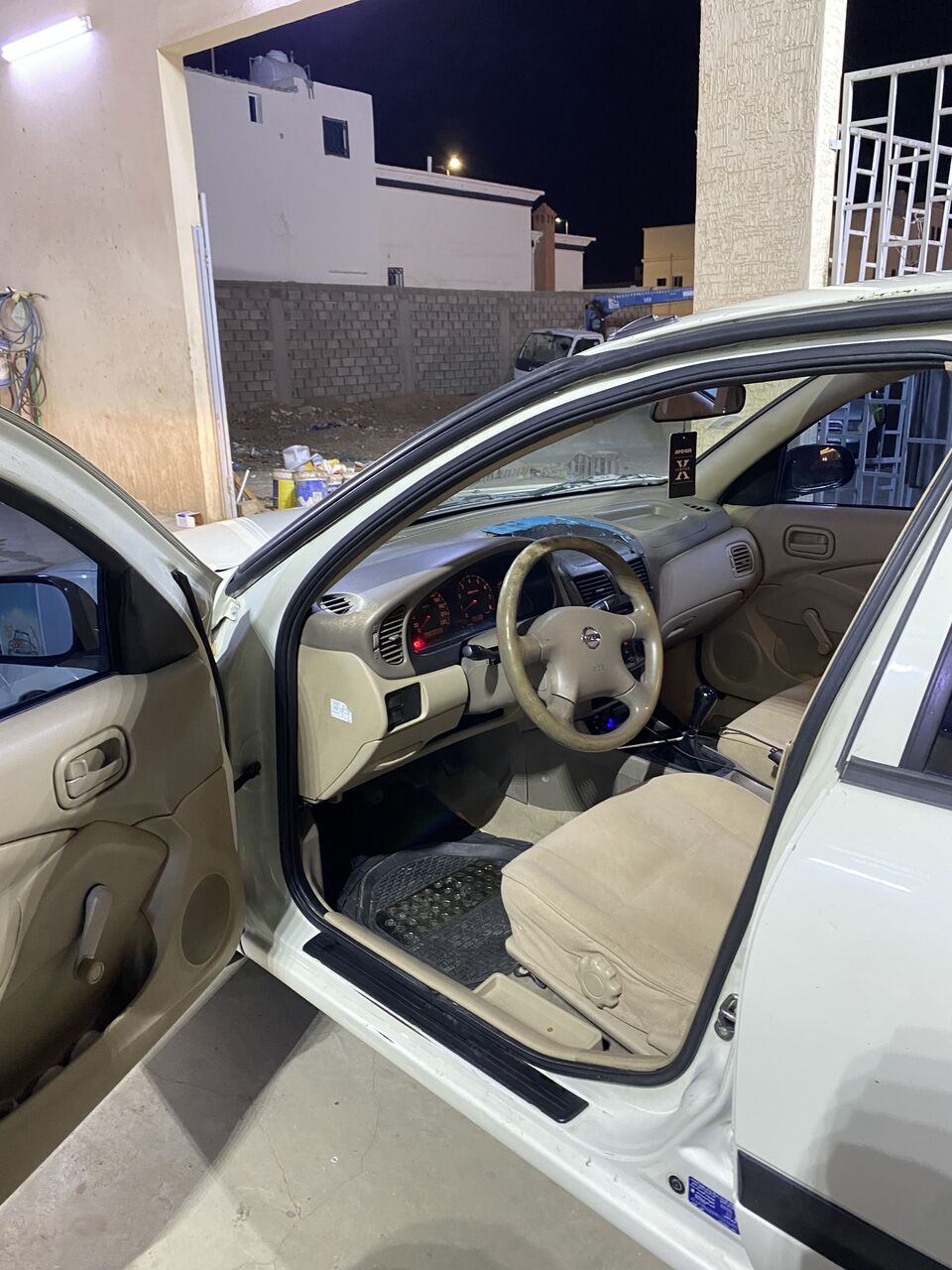 Riyadh, Vehicles, Cars & Trucks , SAR 15000,  Nissan Sunny,  2009,  Automatic,  330000 KM,  Al-Nadwa