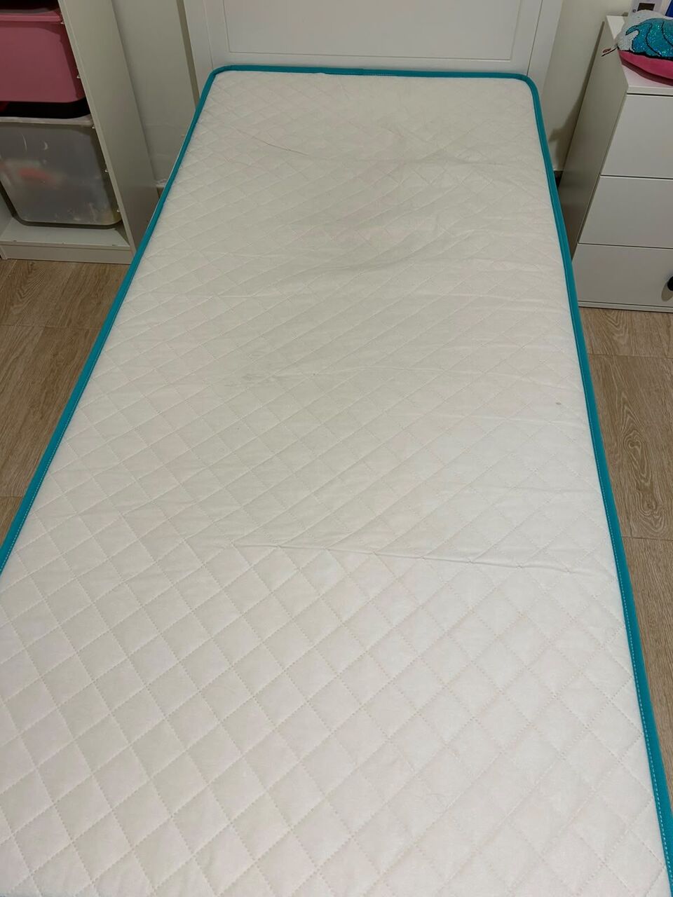 Riyadh, Furniture, SAR 650,  Home Centre Kids Single-Bed + Foam Mattress