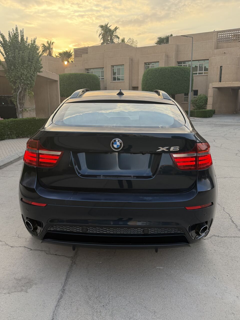 Riyadh, Vehicles, Cars & Trucks , SAR 70000,  BMW X6,  2014,  Automatic,  107500 KM,    For Sale. One Expat Owner. No Accidents. Full Service History
