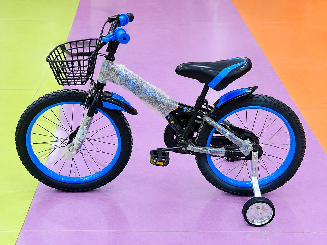 Hara, Bicycles, SAR 150,  Urgent Sale - Stylish Blue & Black Kids&rsquo; Bicycle