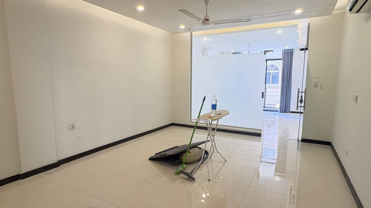 East Riffa, Apartments, Flats, Houses & Villas, BHD 180/month,  1 BR,  1 BHK Semi Furnished Flat For Rent In East Riffa With EWA