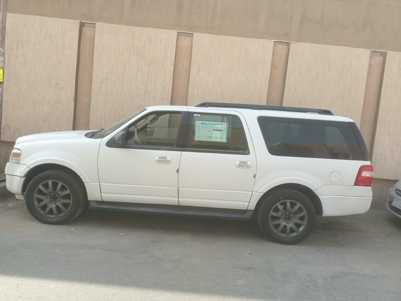 Riyadh, Vehicles, Cars & Trucks , SAR 18500,  Ford Expedition,  2012,  Automatic,  405000 KM,