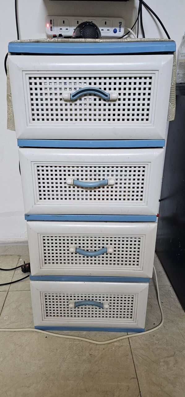 Jeddah, Household Items, SAR 100,  2 Storage Shelf Pvc With 4 Drawers For Storage