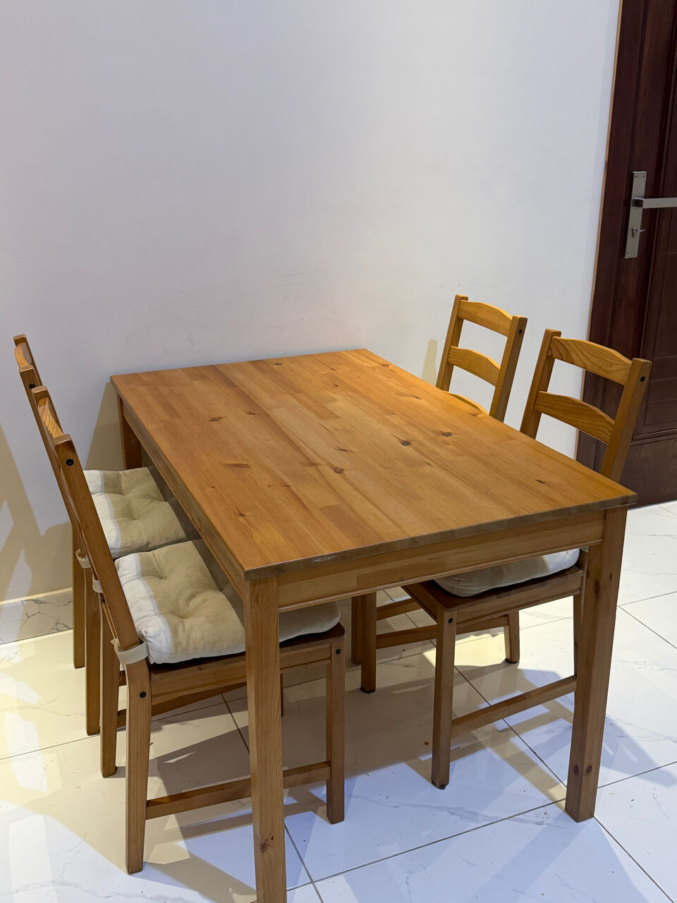 Jeddah, Furniture, SAR 500,  IKEA Dining Table + 4 Chairs For Sale