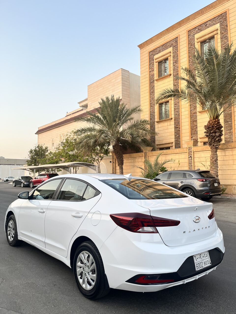 Jeddah, Vehicles, Cars & Trucks , SAR 32,  Hyundai Elentra,  2019,  Automatic,  250000 KM,