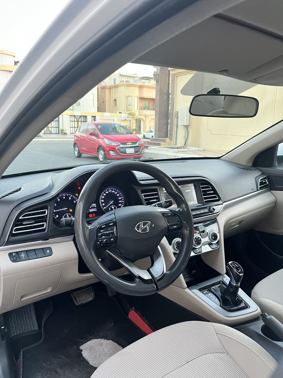 Jeddah, Vehicles, Cars & Trucks , SAR 32,  Hyundai Elentra,  2019,  Automatic,  250000 KM,