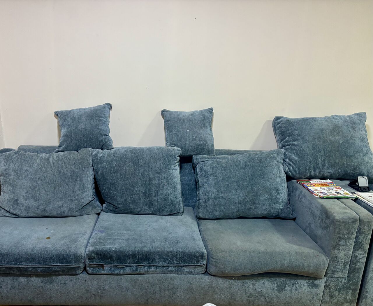 Jubail, Household Items, SAR 1000,  Queen Bed With Medicated Matress , Dressing Table And 7 Seater Sofa Set
