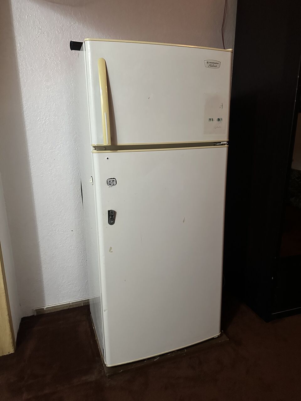 Dammam, Household Items, SAR 700,  Freeze With Good Condition