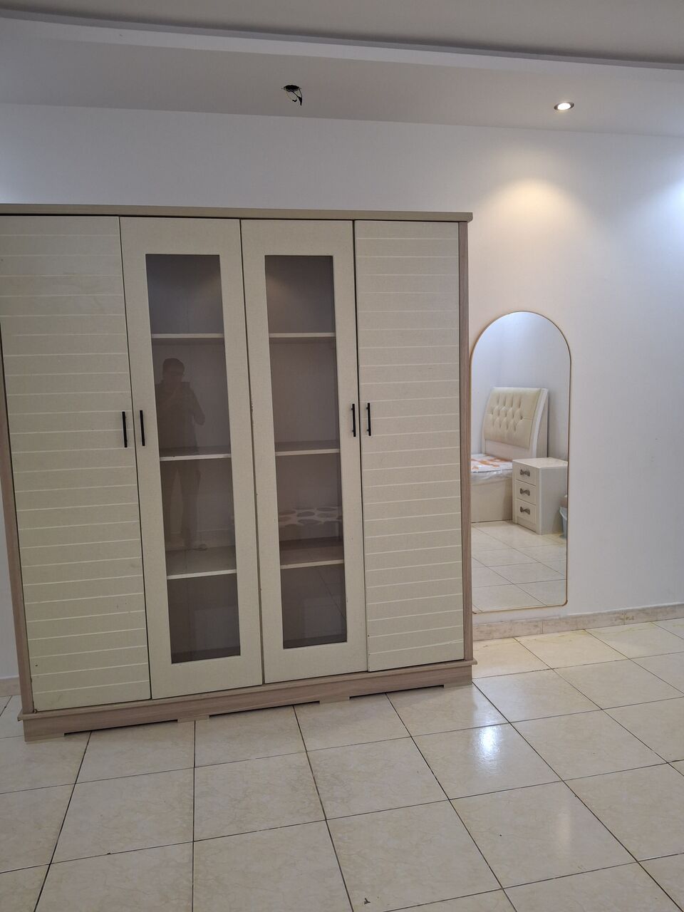 Riyadh, Rooms for Rent, SAR 1500/month,  Furnished,  Fully Furnished Flat For Executive Bachelor