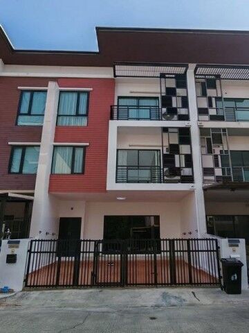 Bangkok, Villas, THB 25000,  21 Sq. Feet,  HR 10408 ให้เช่าโฮมออฟฟิศ 3 ชั้น 196 ตรม. ไอฟีล บ