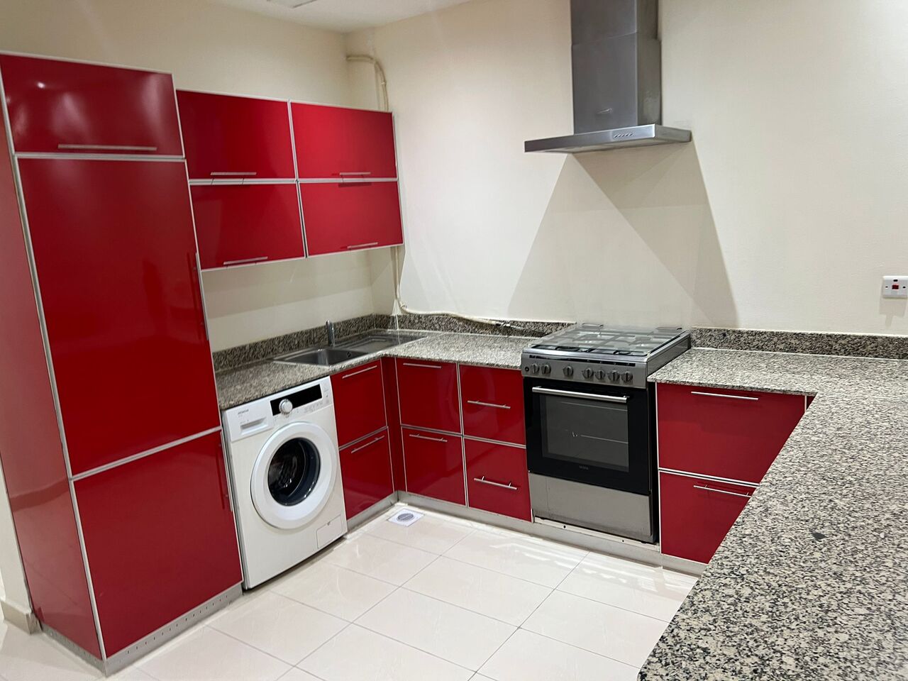 Burhama, Apartments, Flats, Houses & Villas, BHD 300/month,  Furnished,  2 BR,  Apartment For Rent In Burhama