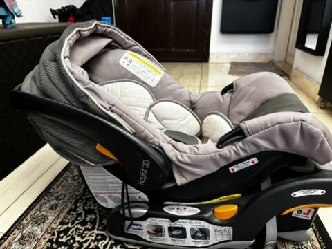 Al Malaz, Baby & Kid Stuff, SAR 650,  Chicco Bravo 3-in-1 Trio Travel System (Includes Stroller + KeyFit® 30 Infant Car Seat + B