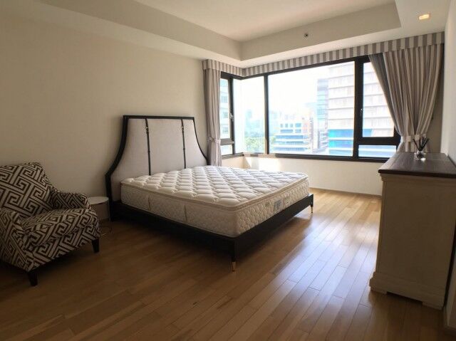 Bangkok, Villas, THB 60000,  93 Sq. Meter,  Prive By Sansiri Private Spacious 9th Floor BTS PhloenChit