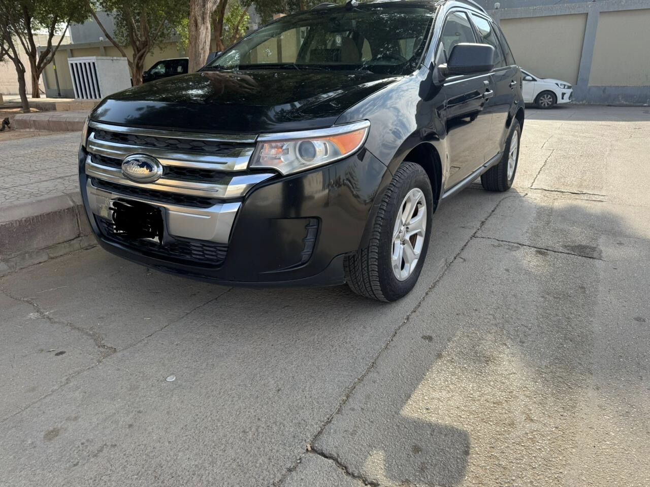 Riyadh, Vehicles, Cars & Trucks , SAR 28000,  Ford Edge,  2013,  Automatic,  231000 KM,    SE &ndash; Used For Sale  * Transmission:  * Fuel: Gasoline * Mileage: 2
