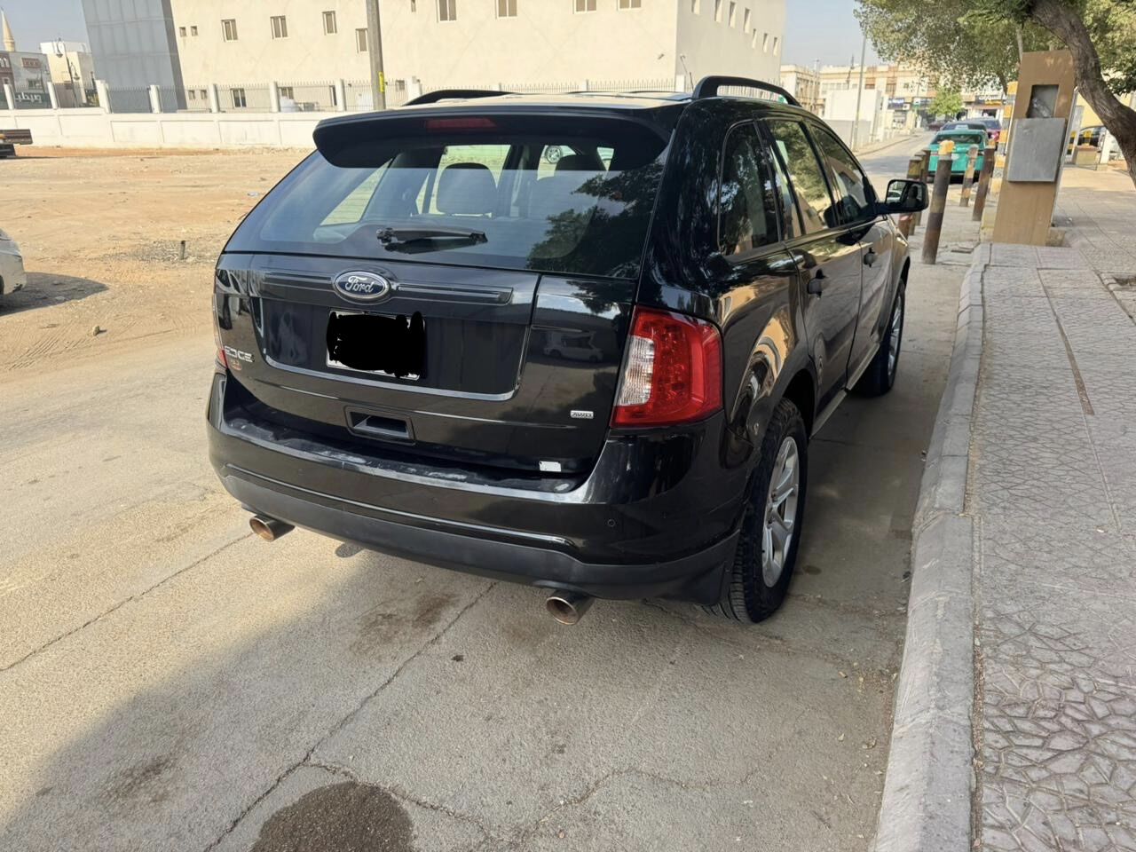 Riyadh, Vehicles, Cars & Trucks , SAR 28000,  Ford Edge,  2013,  Automatic,  231000 KM,    SE &ndash; Used For Sale  * Transmission:  * Fuel: Gasoline * Mileage: 2