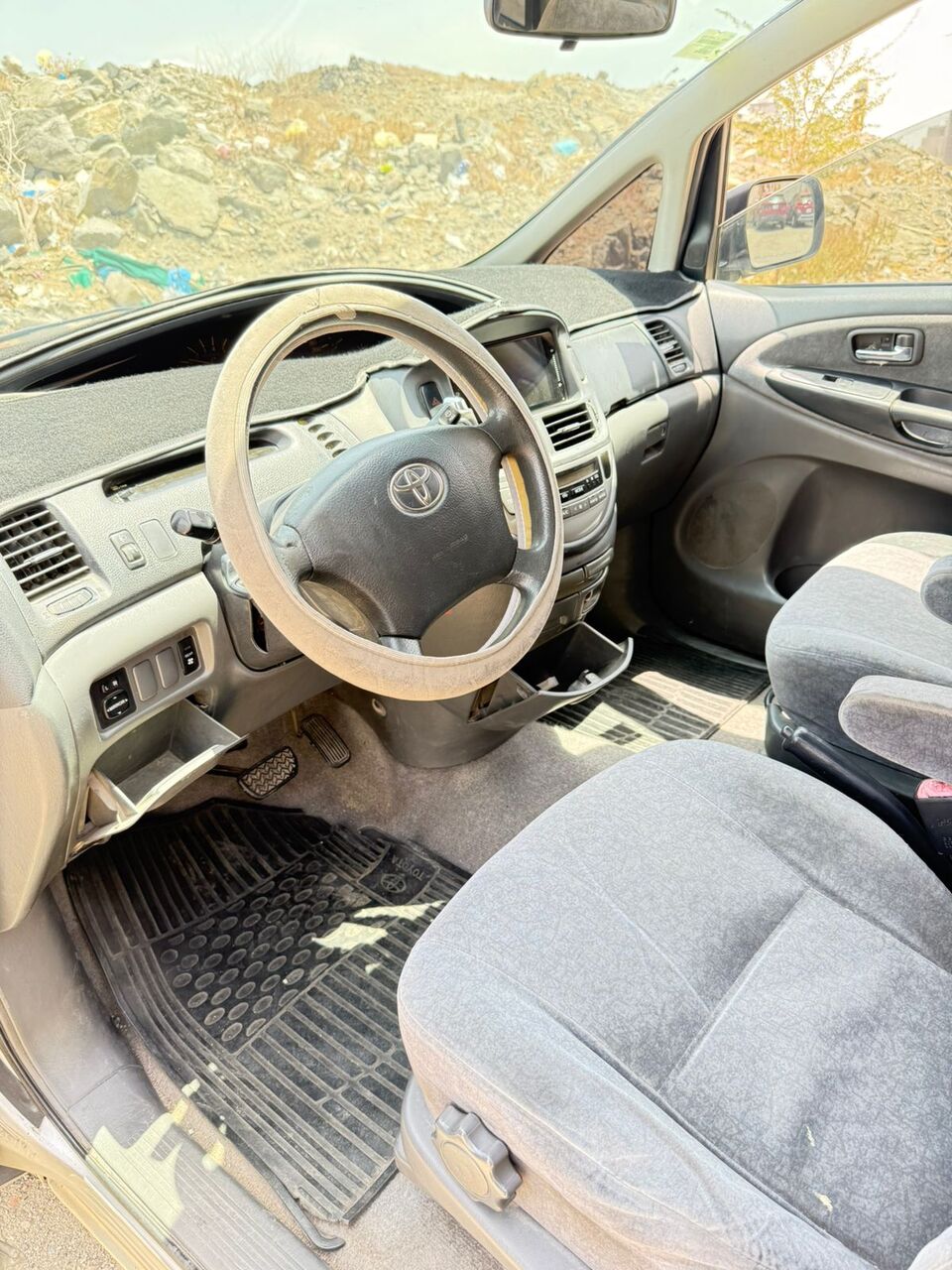 Makkah, Vehicles, Cars & Trucks , SAR 13000,  Toyota Previa,  2005,  Automatic,  700 KM,