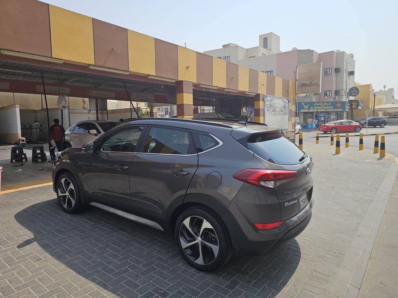 Manama, Vehicles, Cars & Trucks , BHD 4500,  Hyundai Tucson,  2018,  Automatic,  169000 KM,    2.0 Full Options With Sunroof