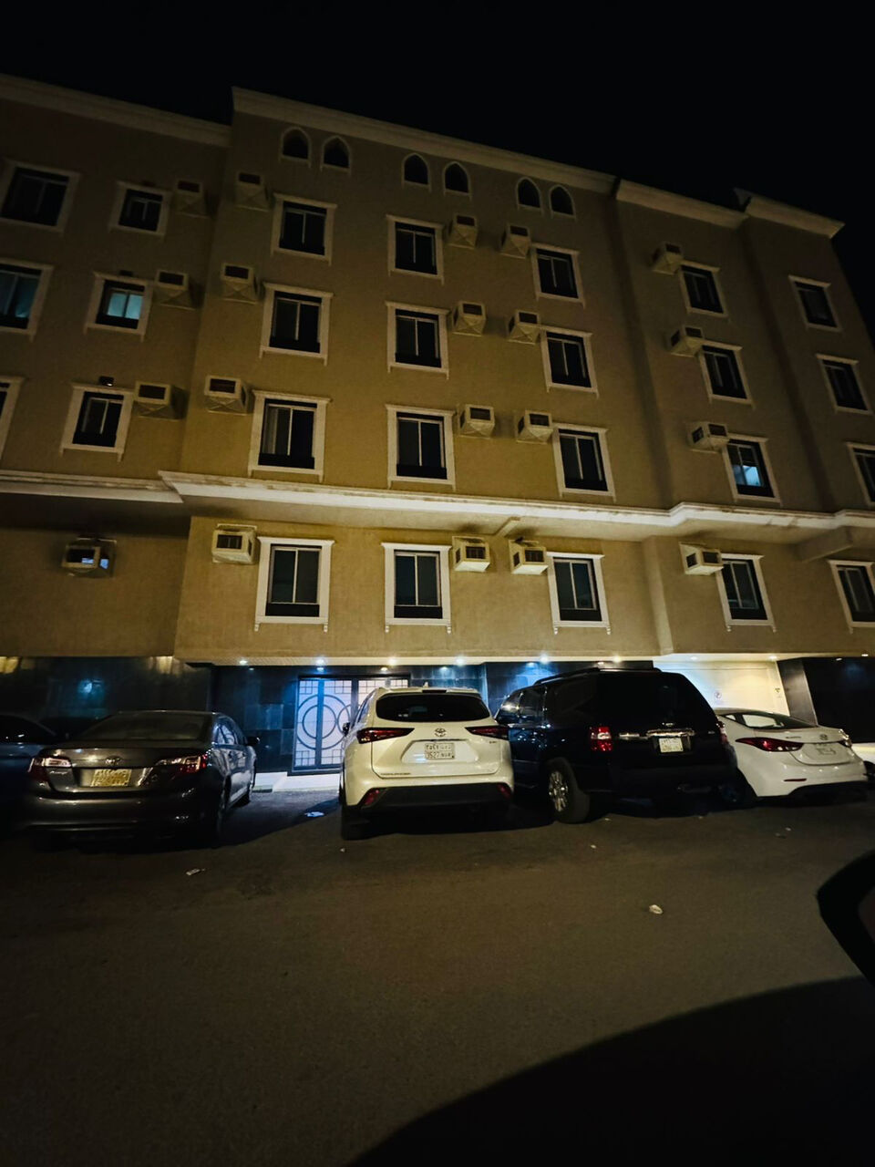 Madinah, Apartments, Flats, Houses & Villas, SAR 2000/month,  2 BR,  2-Bedroom Fully Furnished Apartment For Rent