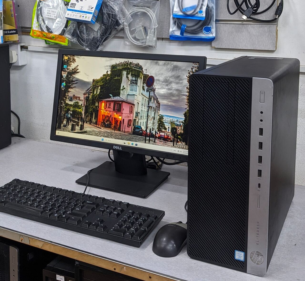 Manama, Tablet Computers, BHD 103,  HP Core I7 8th Gen PC 3.2GHz (12CPUs) RAM 8GB SSD 256GB 19" Monitor Ready To Use