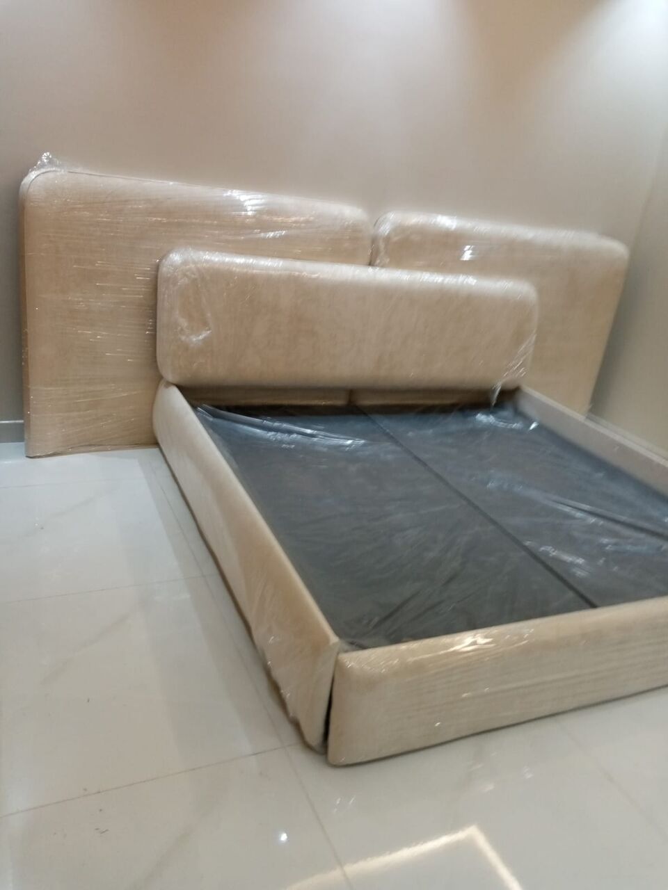 Jeddah, Furniture, SAR 5,  New Luxurious Bedroom Furniture Sets