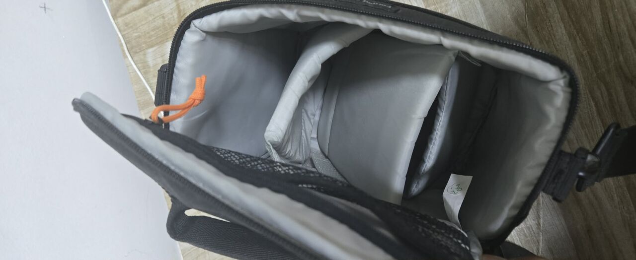 Al Malaz, Electronics, SAR 100,  2 شنطة كاميرا Camera Bag Lowepro جديدة بالكامل