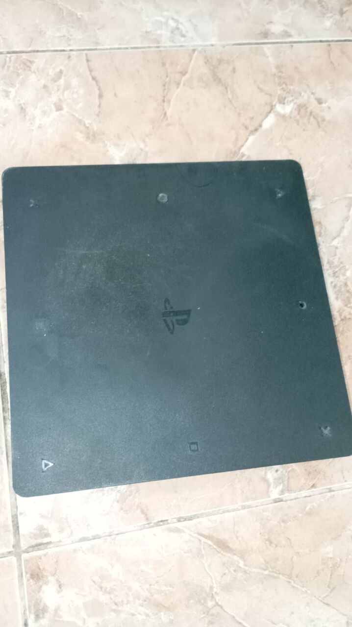 Riyadh, Video Games, SAR 800,  Sony Playstation 4 For Sale