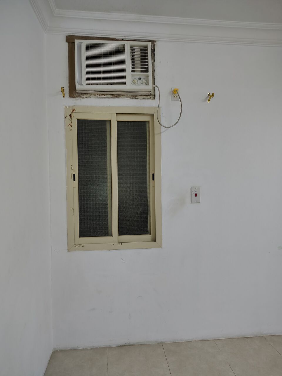 Al Rabie, Apartments, Flats, Houses & Villas, SAR 750/month,  2 BR,  700 Sq. Feet,  2bhk Flat, Offering One Person Sharing.