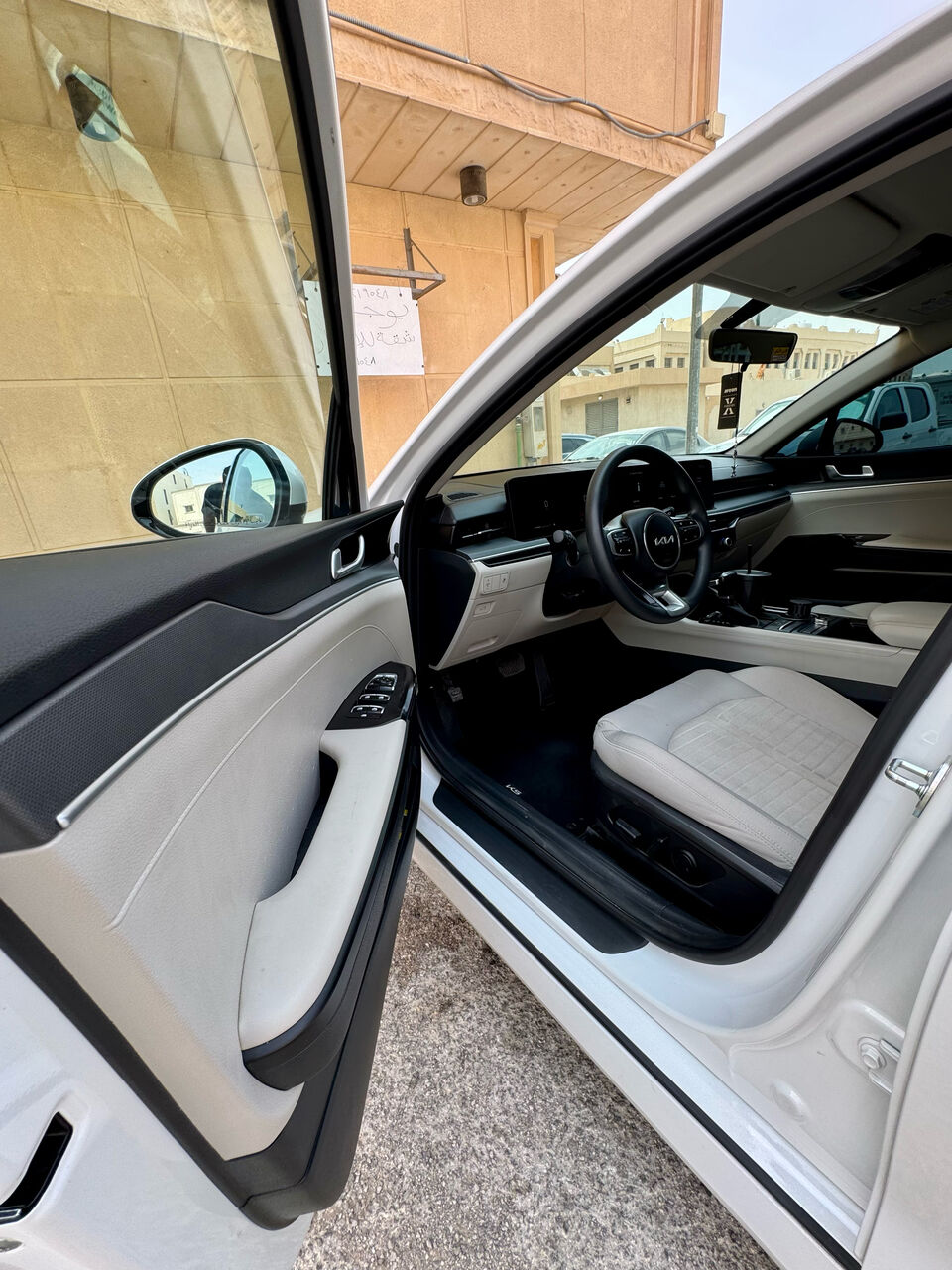 Riyadh, Vehicles, Cars & Trucks , SAR 85000,  Kia K5,  2024,  Automatic,  139000 KM,