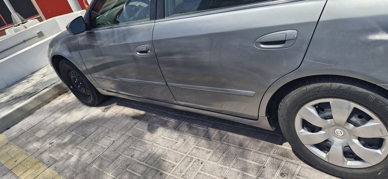 Manama, Vehicles, Cars & Trucks , BHD 750,  Nissan Altima,  2007,  Automatic,  200000 KM,  Urgent For Sale Im Going For My Home