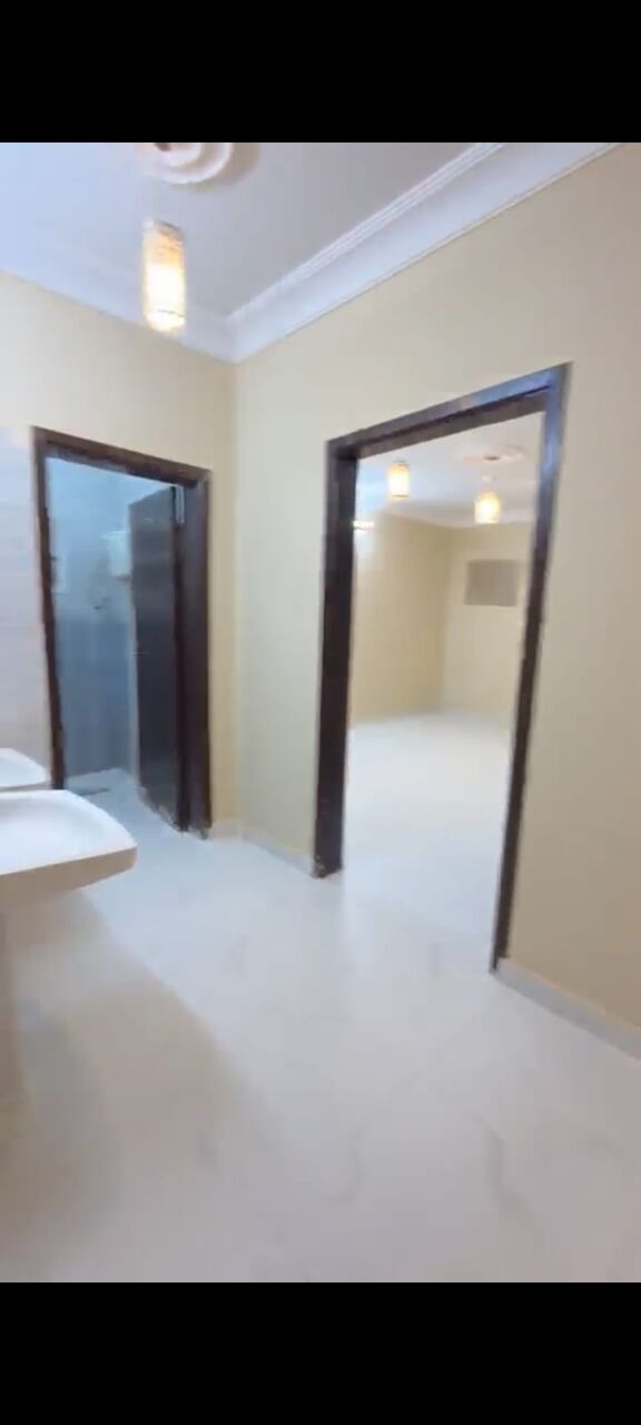 Al Naseem, Apartments, Flats, Houses & Villas, SAR 30000/year,  3 BR,  Family Apartment With Open Taris Very Large House For Decent Family Well Maintain