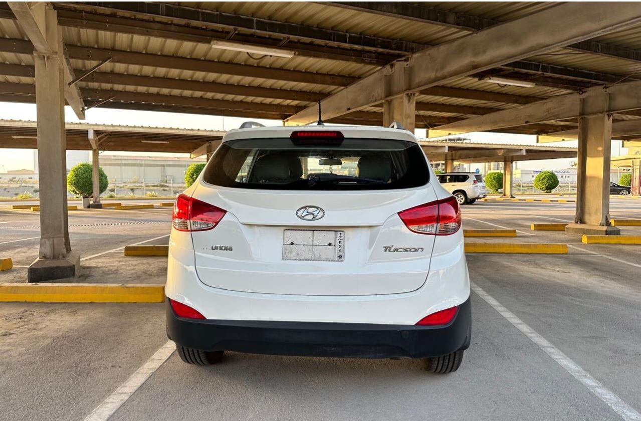 Al Jubail Al Balad, Vehicles, Cars & Trucks , SAR 28500,  Hyundai Tucson,  2012,  Automatic,  335000 KM,   -Full Option- -Well Maintained SR 27,500