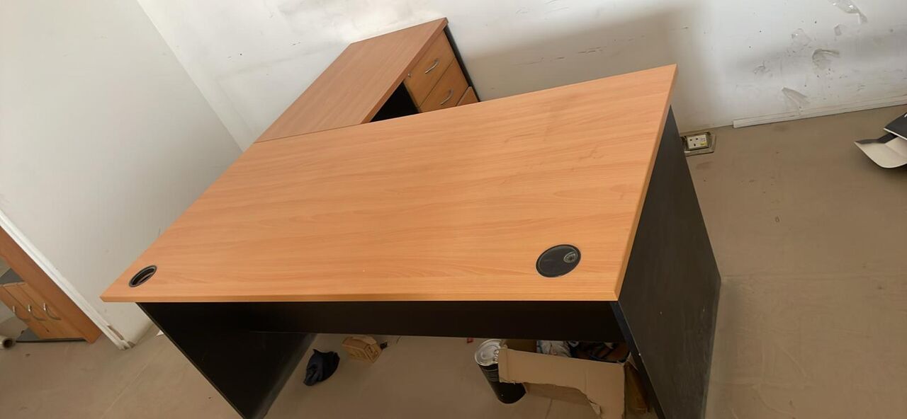 Manama, Furniture, BHD 30,  Used Office Table 20Bd And Office Chair 10bd For Sale