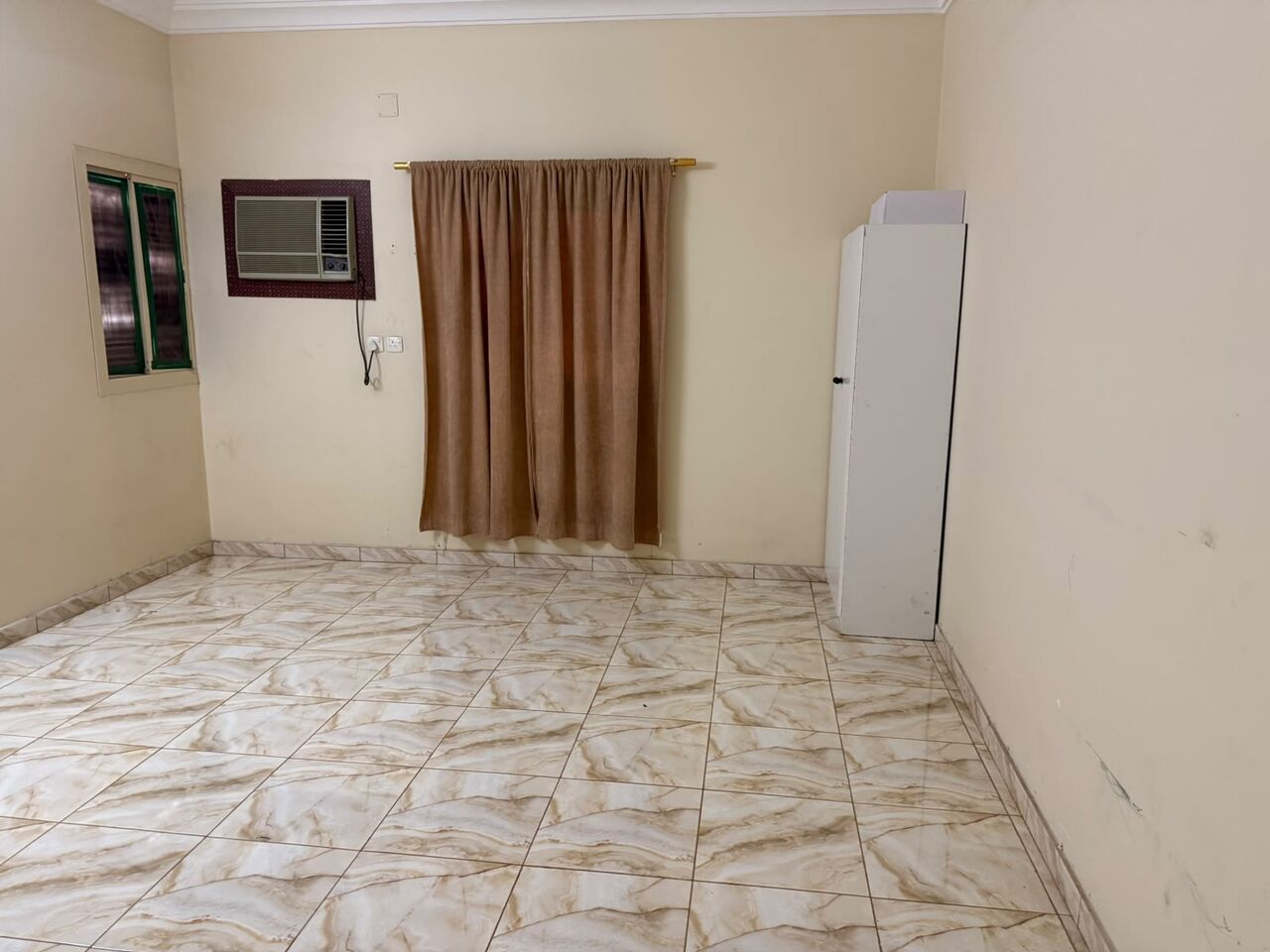 Makkah, Rooms for Rent, SAR 730/month,  Furnished Room Available For Rent &ndash; Executive Bachelor