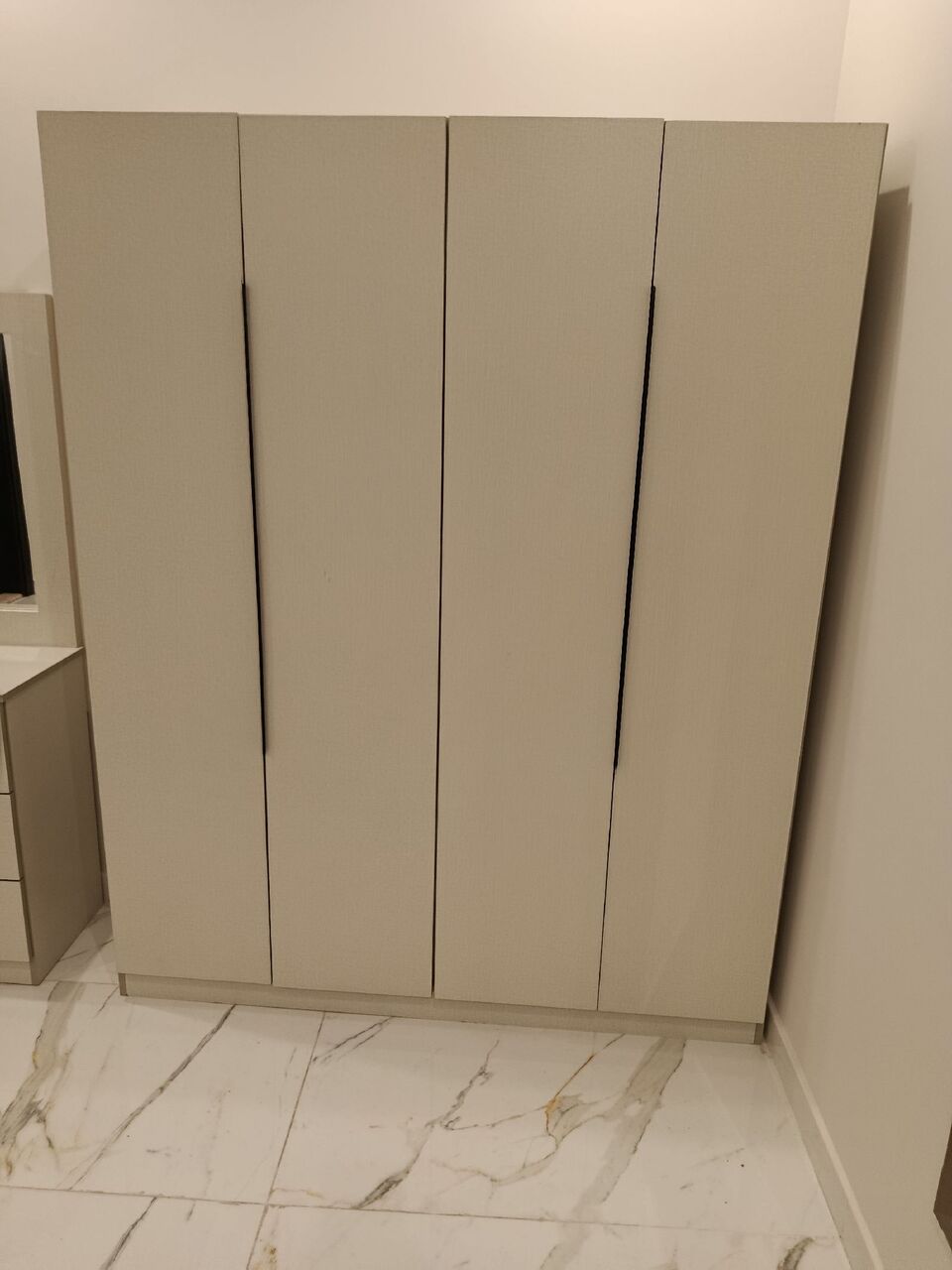 Jeddah, Furniture, SAR 1,  New Complete Bedroom Set For Sale