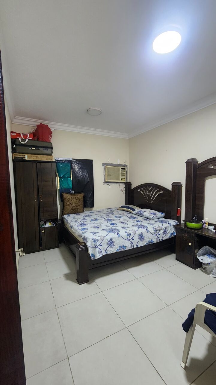 Al Jubail Al Balad, Housing Exchanges, SAR 900/month,  1 BR,  1214 Sq. Meter,  900sr Furnished Room For Single Bachlor