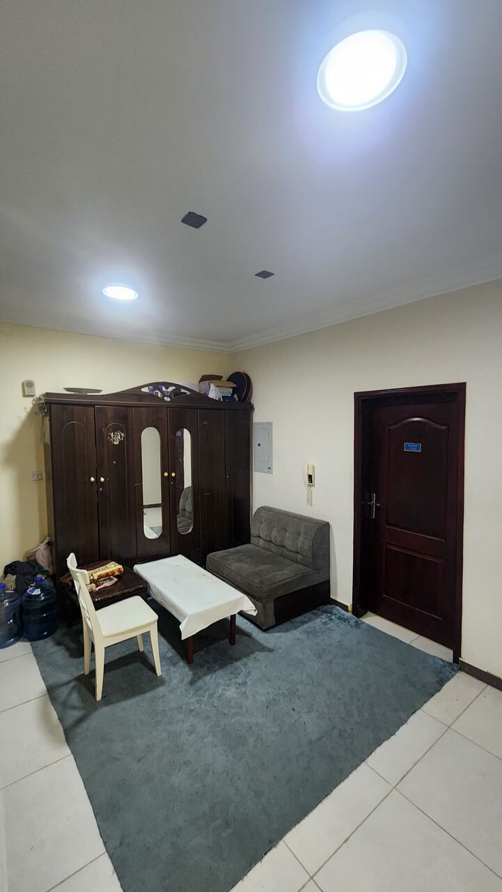 Al Jubail Al Balad, Housing Exchanges, SAR 900/month,  1 BR,  1214 Sq. Meter,  900sr Furnished Room For Single Bachlor