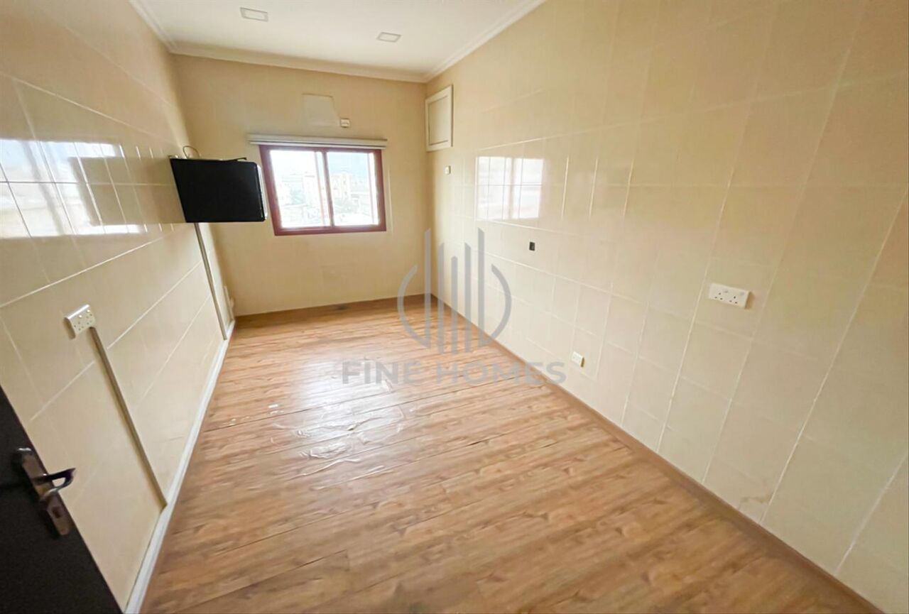 Manama, Offices, BHD 380,  GOOD DEAL | SPACIOUS | NEAR CITY