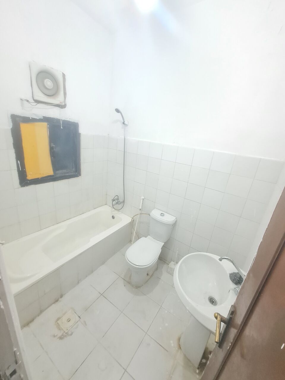 Al Safa, Rooms for Rent, Single Room Available Separate Washroom