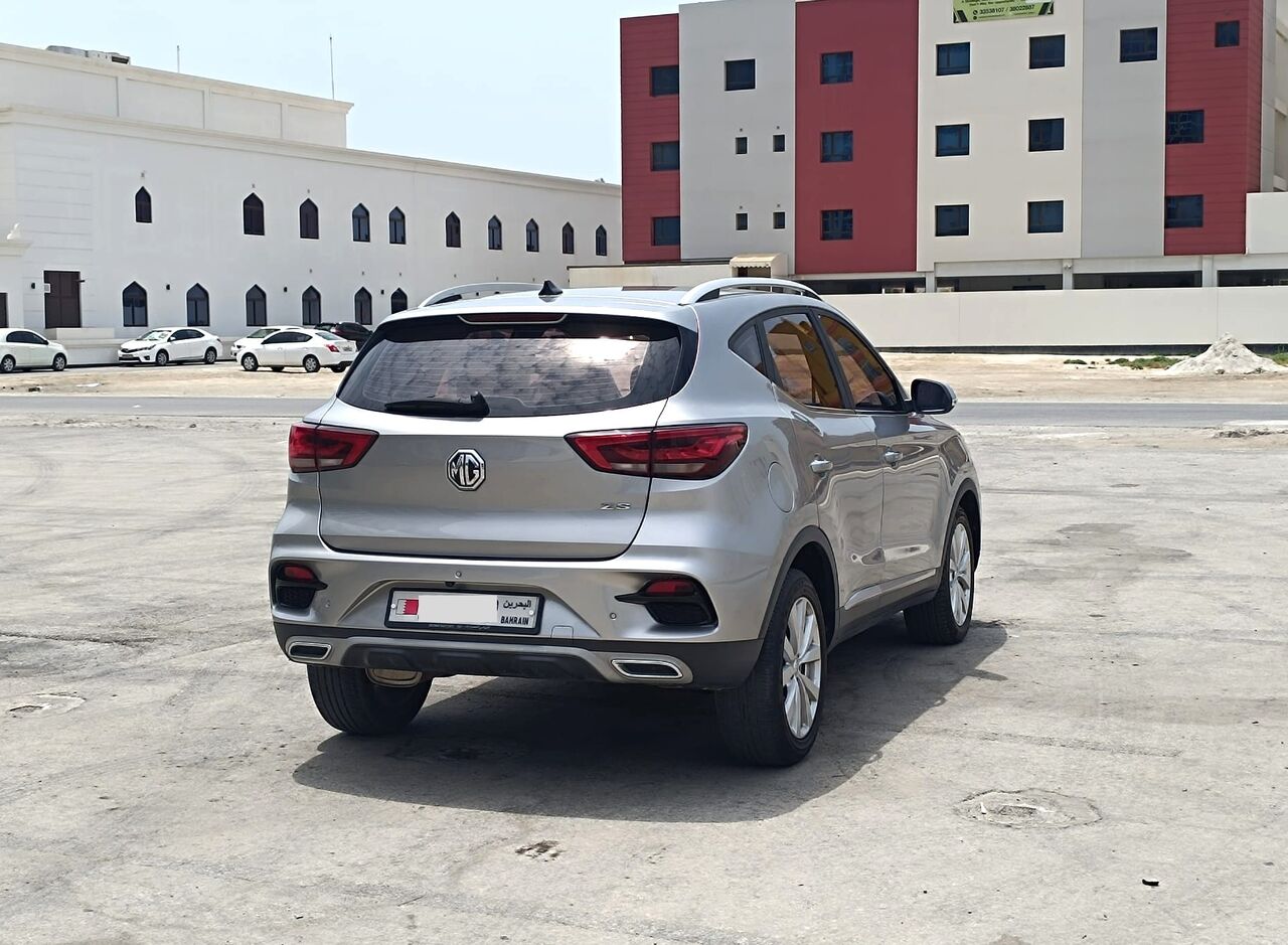 Manama, Vehicles, Cars & Trucks , BHD 3700,  MG ZS,  2022,  Automatic,  77000 KM,  COMPACT SUV