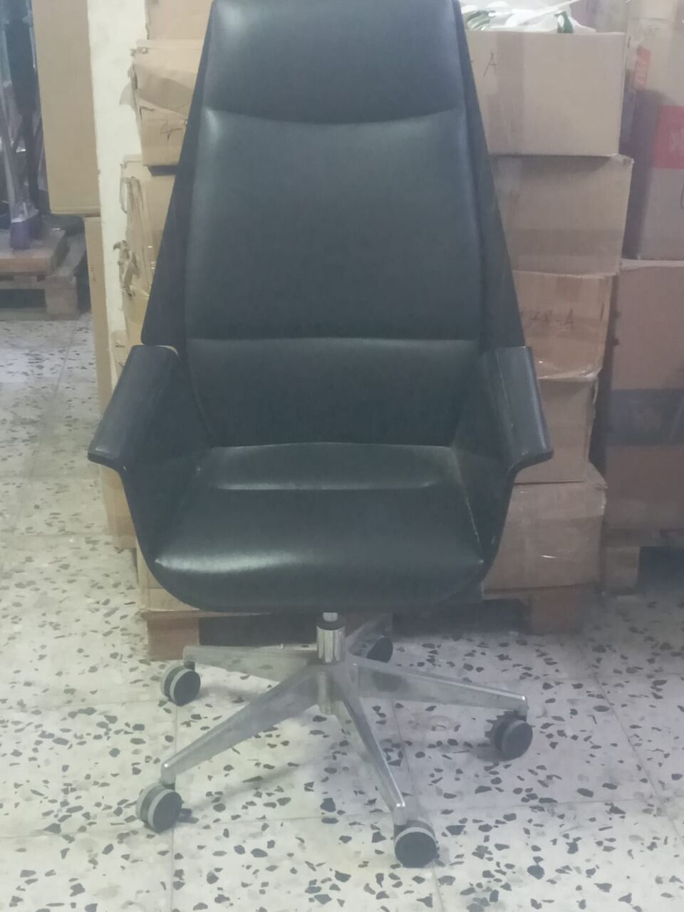Jeddah, Furniture, SAR 400,  Set Of 3 Executive Leather Office Chairs - High Back & Swivel