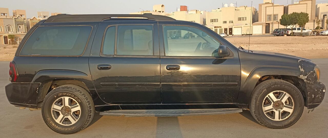 Riyadh, Vehicles, Cars & Trucks , SAR 8000,  Chevrolet Trailblazer LT,  2006,  Automatic,  268000 KM,    4x4 6 Cylinder Low Fuel Consumption شفروليه تريل بليزر