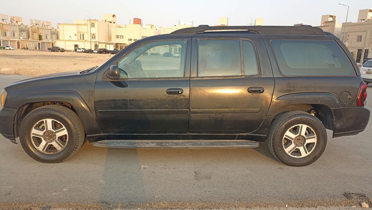 Riyadh, Vehicles, Cars & Trucks , SAR 8000,  Chevrolet Trailblazer LT,  2006,  Automatic,  268000 KM,    4x4 6 Cylinder Low Fuel Consumption شفروليه تريل بليزر