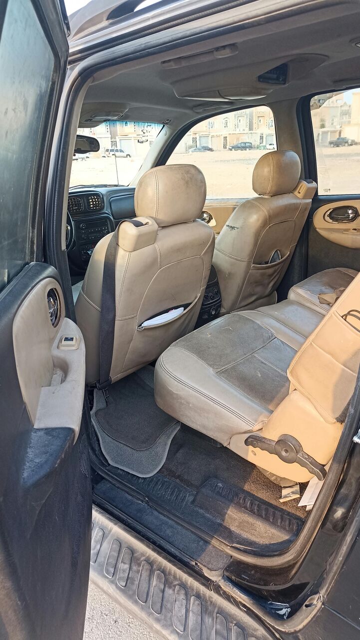 Riyadh, Vehicles, Cars & Trucks , SAR 8000,  Chevrolet Trailblazer LT,  2006,  Automatic,  268000 KM,    4x4 6 Cylinder Low Fuel Consumption شفروليه تريل بليزر