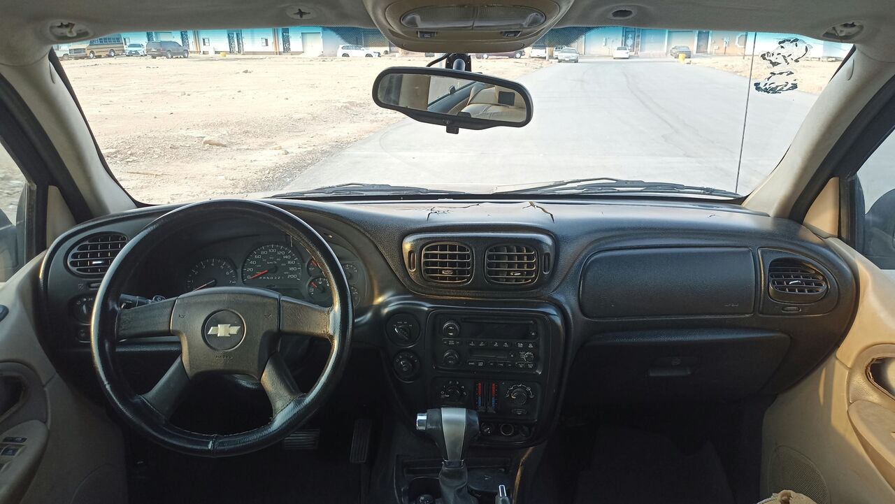 Riyadh, Vehicles, Cars & Trucks , SAR 8000,  Chevrolet Trailblazer LT,  2006,  Automatic,  268000 KM,    4x4 6 Cylinder Low Fuel Consumption شفروليه تريل بليزر