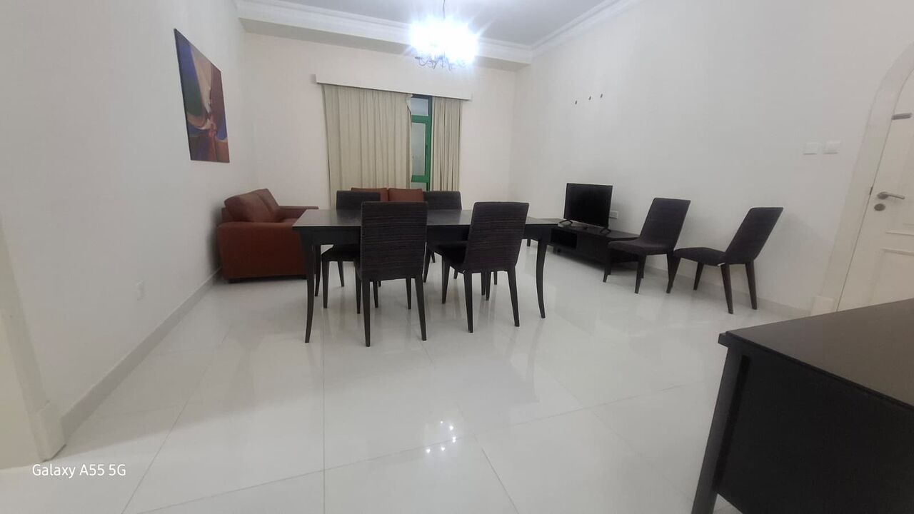 Juffair, Apartments, Flats, Houses & Villas, BHD 350/month,  Furnished,  100% Family Apartment: Closed Kitchen: GAS Cooking Range: Housekeeping: Pool.Gym.Parking: