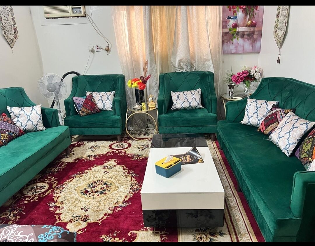Riyadh, Furniture, SAR 500,  Seven Seater Sofa Set For Sell